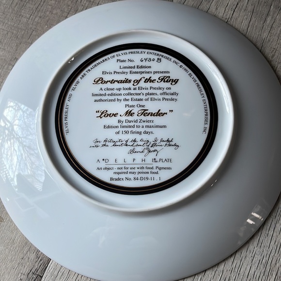 Elvis Presley “Love Me Tender” Plate - Picture 4 of 4